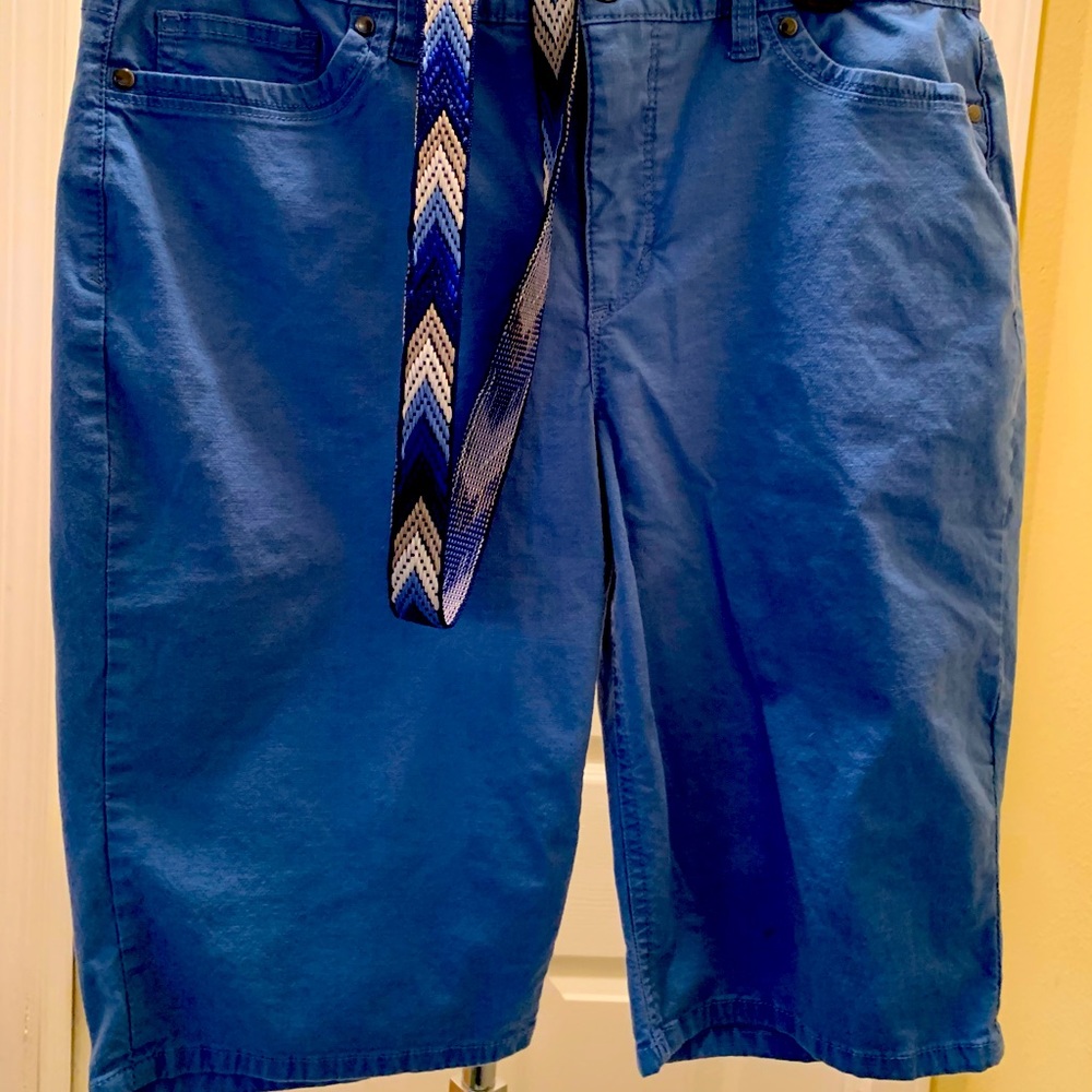 Bandolino royal blue bermuda shorts size 10